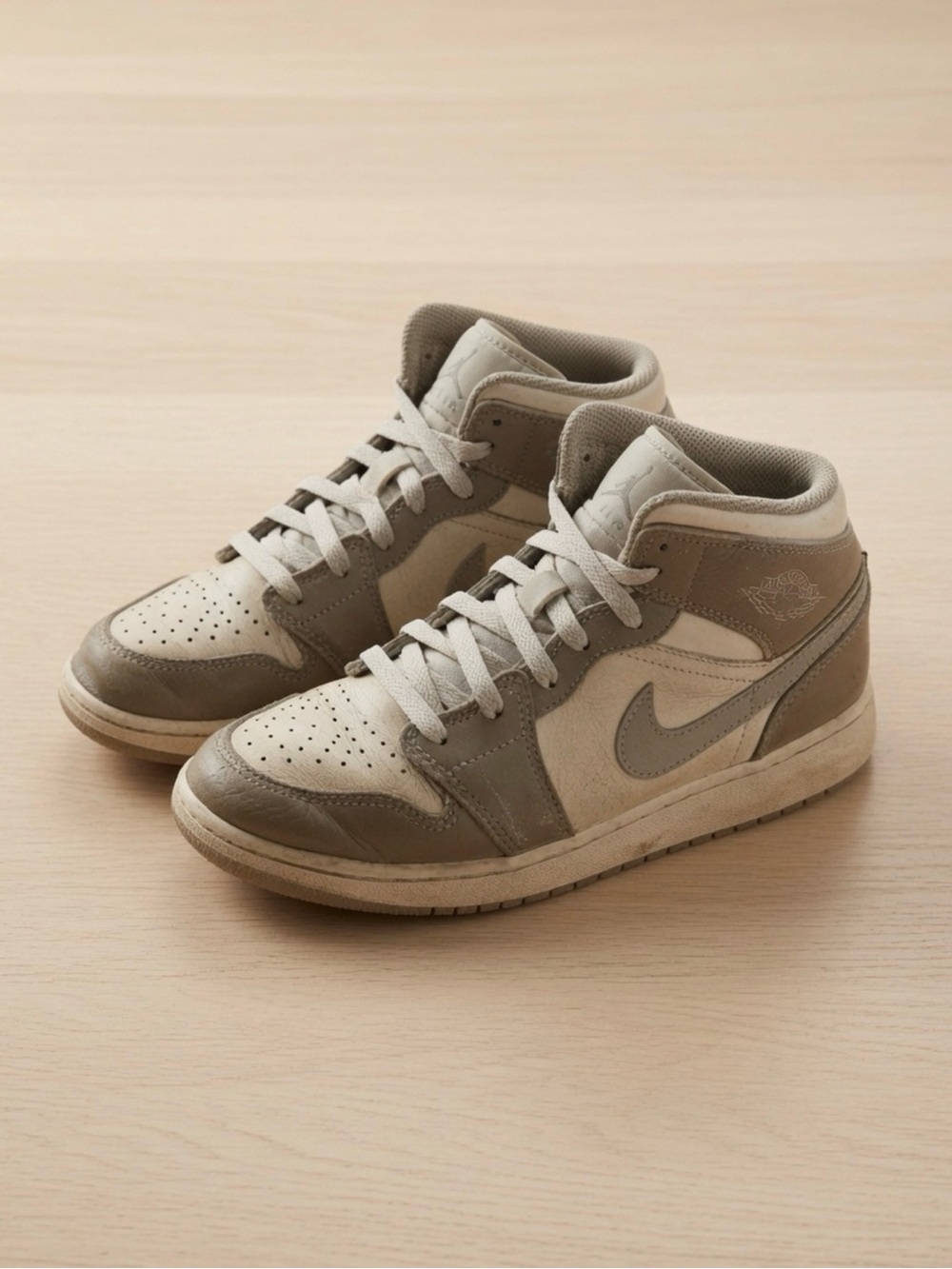 Air Jordan 1 Mid Taupe Beige Leather Sneakers Youth 6.5Y Casual Shoes